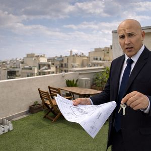 עורך דין מקרקעין / נדל"ן | עו"ד צביקה אשכנזי